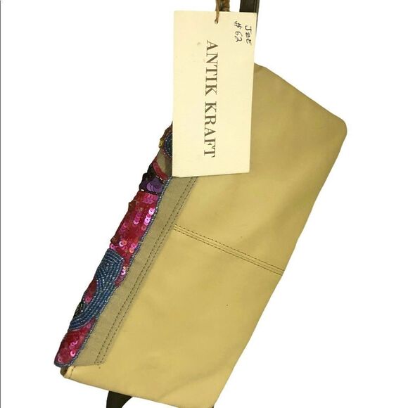 NWT Antik Kraft Sequined Clutch - Picture 2 of 5